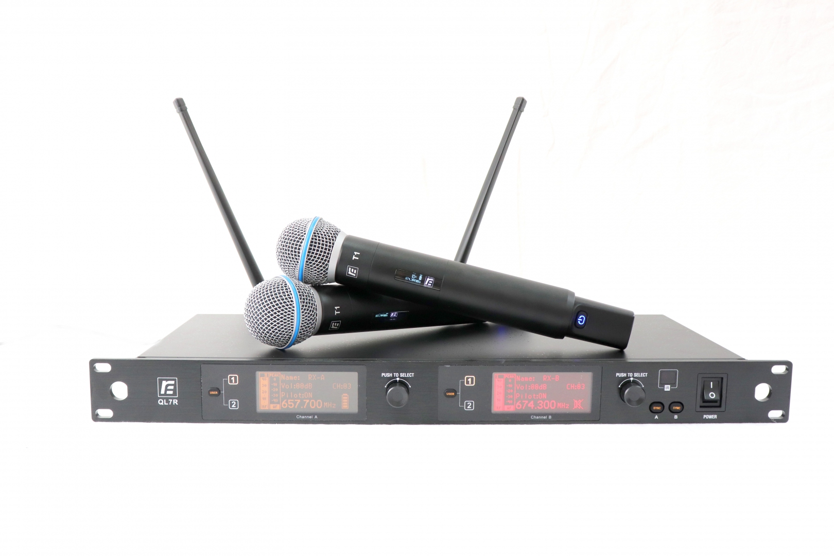 RFIntell QL7R/T1-A 651,800-683,400 МГц 2-канальная радиосистема с 2-мя ручными микрофонами в Егорьевске